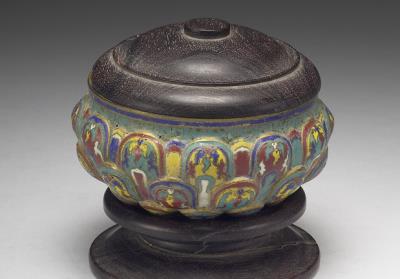 图片[2]-Lotus-shaped incense burner in cloisonne enamels, Qing dynasty, Qianlong reign (1736-1795)-China Archive